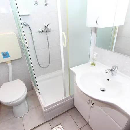 Aurora Гостевой дом Ровинь